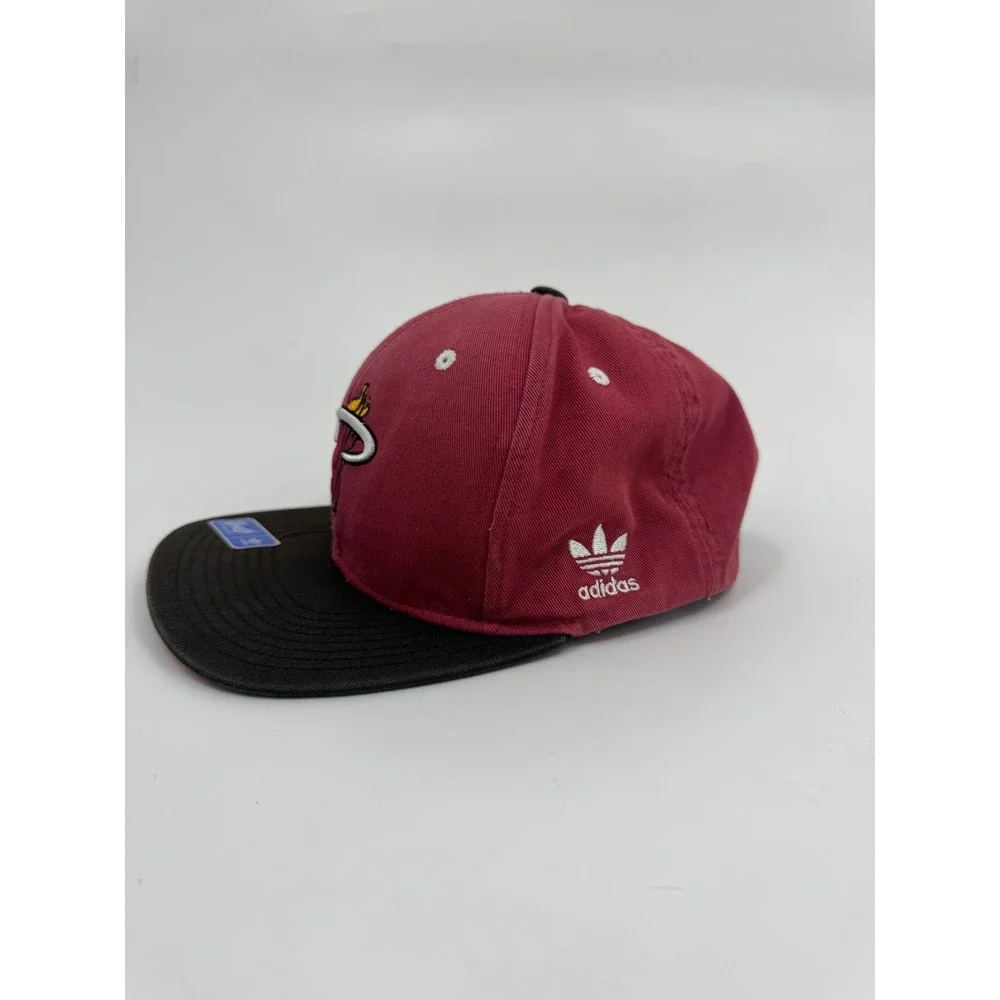 RARE Vtg adidas Miami Heat Youth Snapback Hat‎ Black NBA Basketball UNDERVISOR